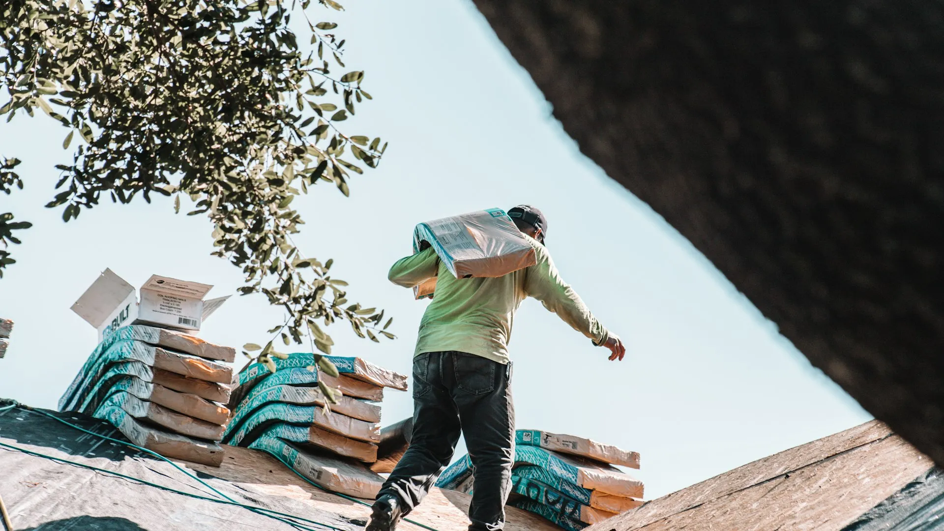 Ridge Cut Roofing — Digital Experience